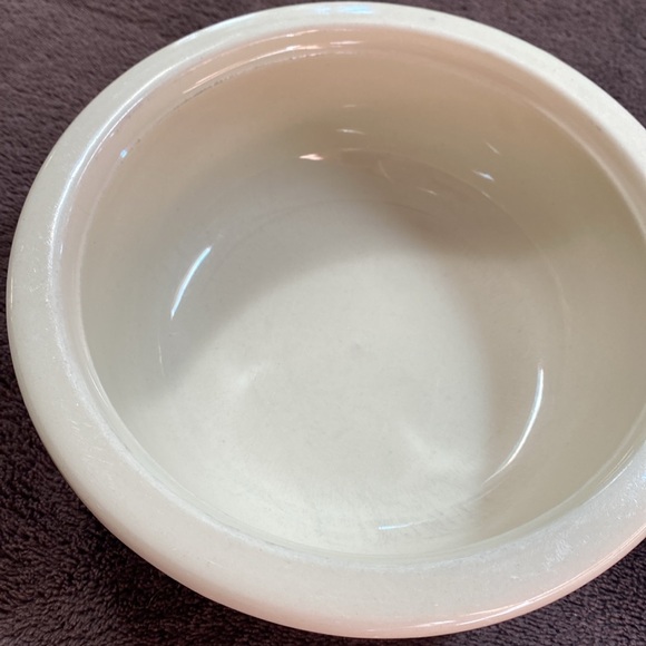 Set of 2 Roseville Friendship Pottery Bowls for cereal, fruit or soup. 6 inch - Picture 3 of 7